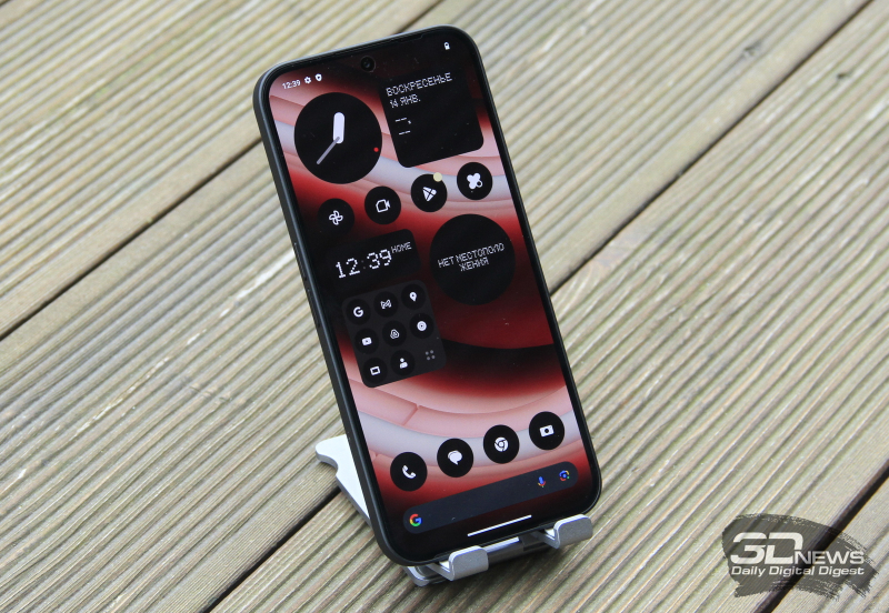 Обзор Nothing Phone (2a): самый яркий смартфон среднего уровня