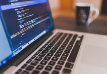 ИИ-приложение Google Gemini сможет отвечать на вопросы в реальном времени