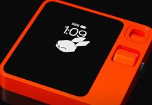 Мобильный ИИ-гаджет Rabbit R1 за $199 подвергся критике экспертов после дебюта на CES 2024