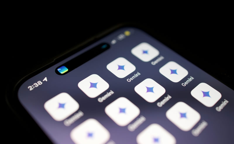 Google Assistant скоро уступит место на Android-устройствах нейросети Gemini