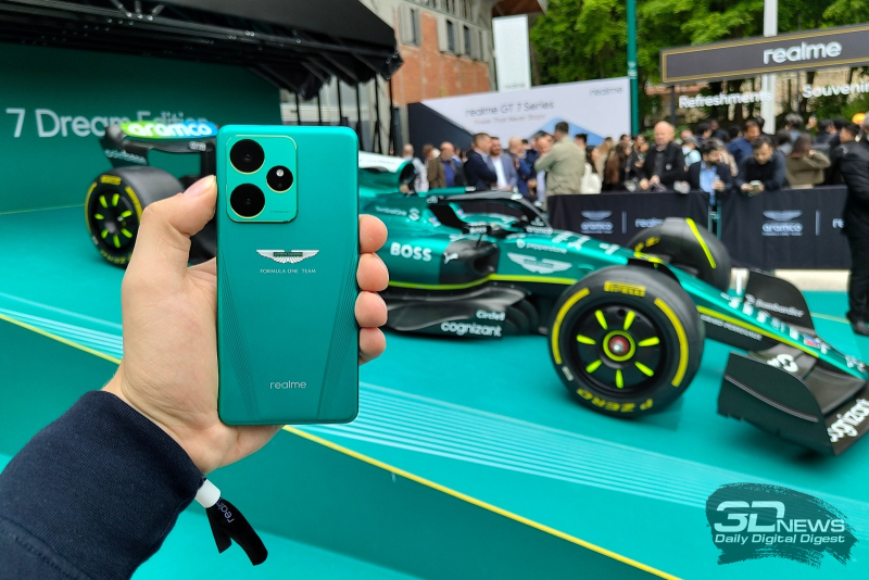 Первый взгляд на смартфон realme GT 7 Dream Edition: заряженный гонщик