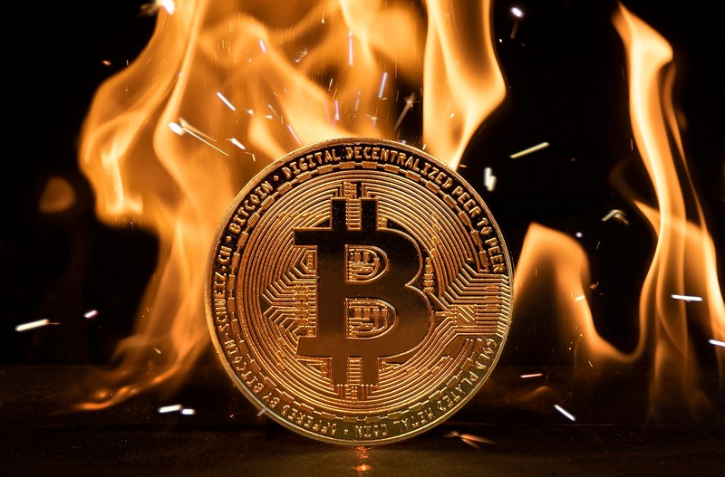 Итоги 2025-го: ИИ-лихорадка, рыночные войны, конец эпохи Windows 10 и ещё 12 главных событий года