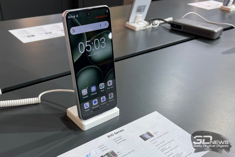 Репортаж со стенда Doogee на CES 2026: защищённые и классические смартфоны с ИИ и большими батареями