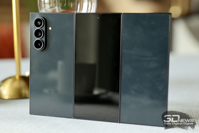 Обзор Samsung Galaxy Z TriFold: тройной складной смартфон по цене квартиры в Воркуте